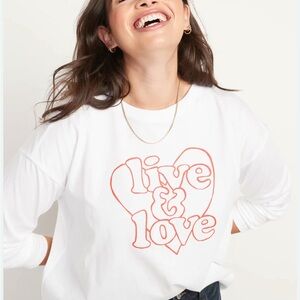 Old Navy Woman’s 3XS Long Sleeve White T-shirt with red graphic writing Like New